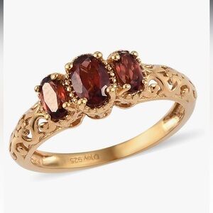 Elegant Gold Ring with Garnet Stones size 5